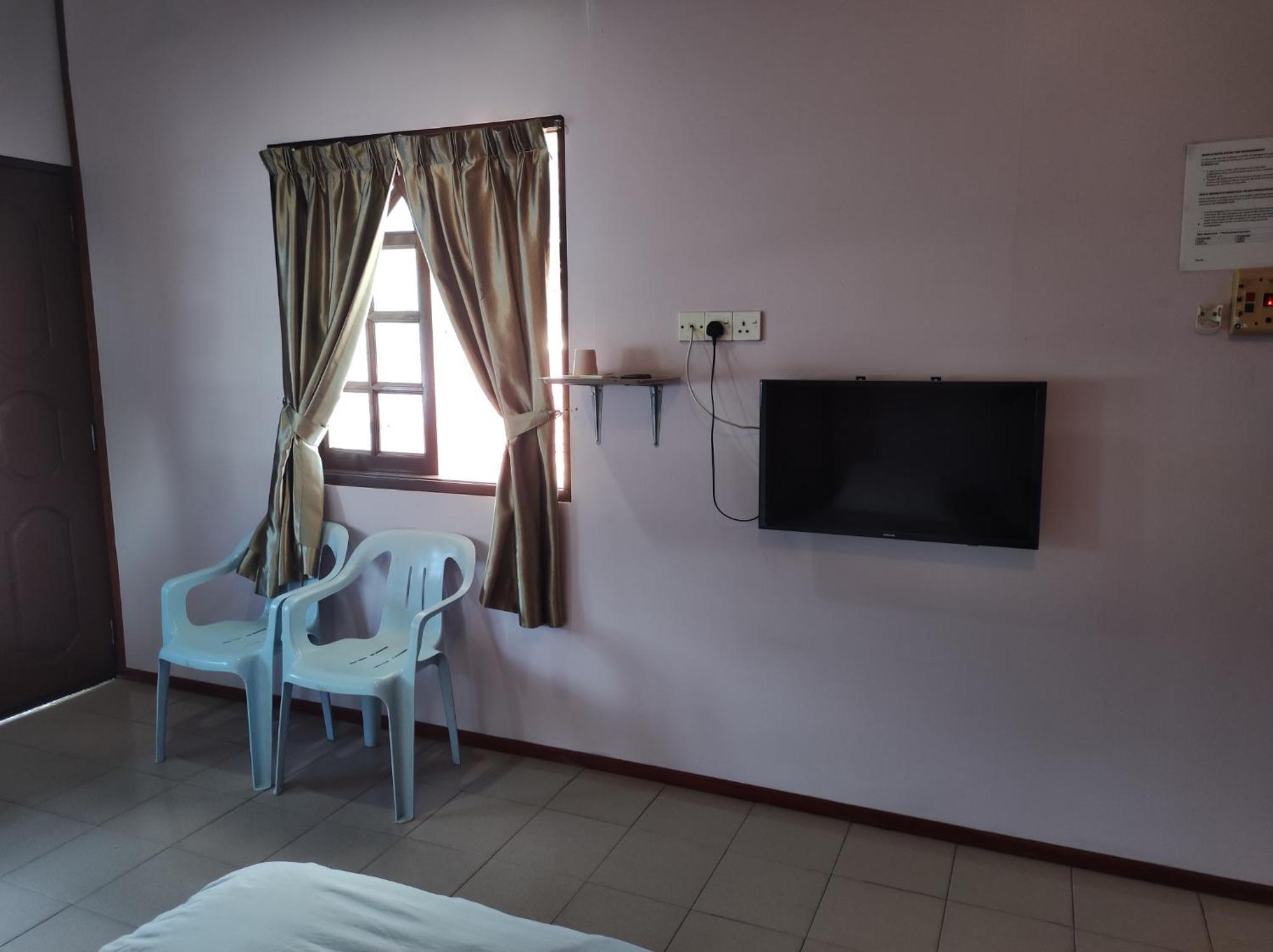 Horizon Inn Kampung Teluk Nipah Exterior foto