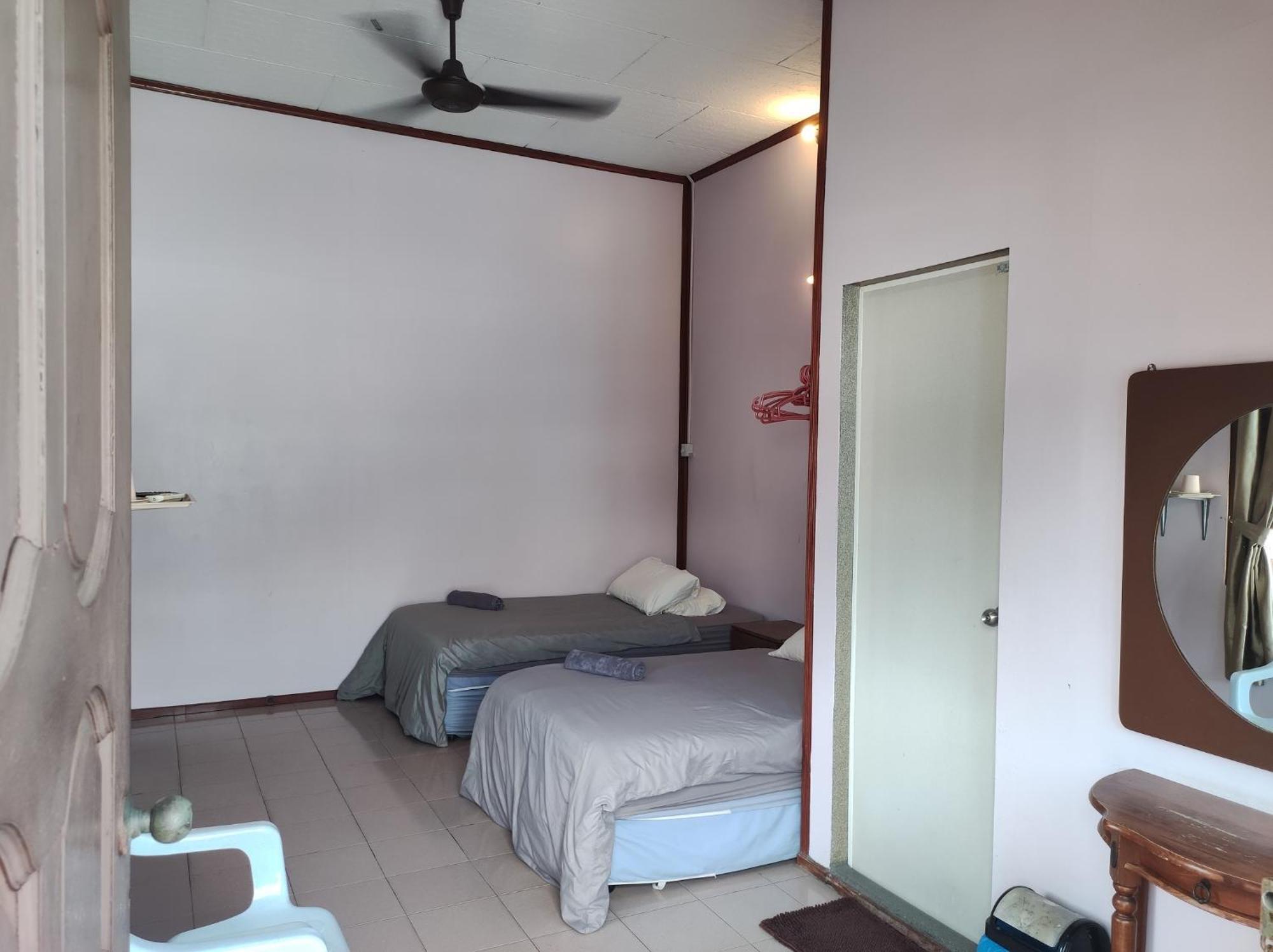 Horizon Inn Kampung Teluk Nipah Exterior foto